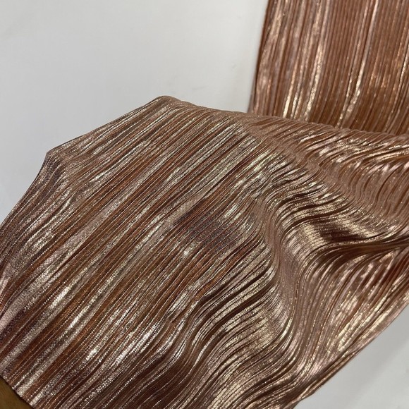 Women Metallic Golden Midi Skirt Size 4 Pleated Stretch - Picture 8 of 11